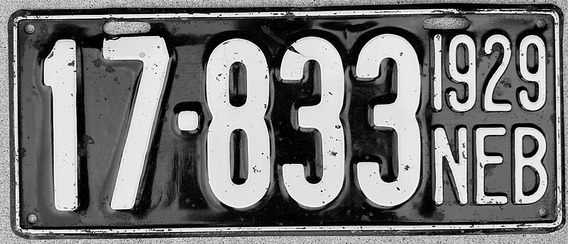 File:1929 Nebraska License Plate 17 833.jpg
