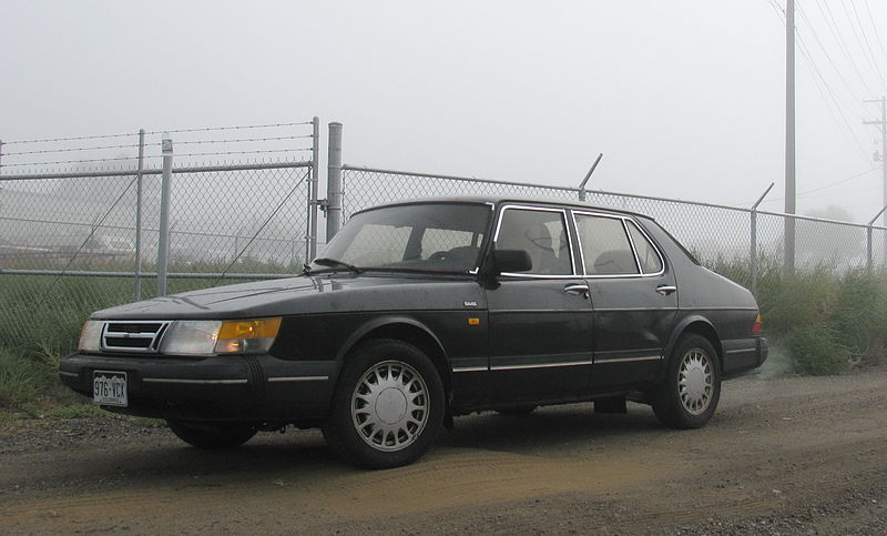 File:1989 black Saab 900 sedan.jpg