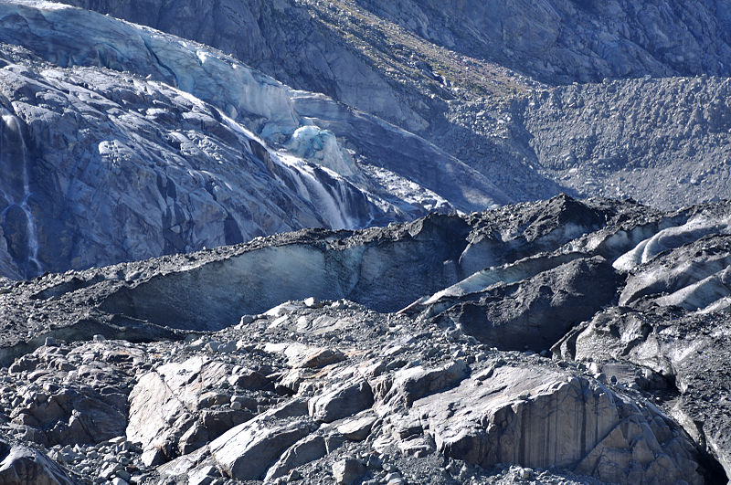 File:2012-08-19 10-09-48 Switzerland Kanton Graubünden Morteratsch.JPG