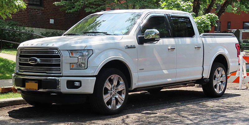 File:2016 Ford F-150 Limited Super Crew 3.5L, front 6.29.19.jpg