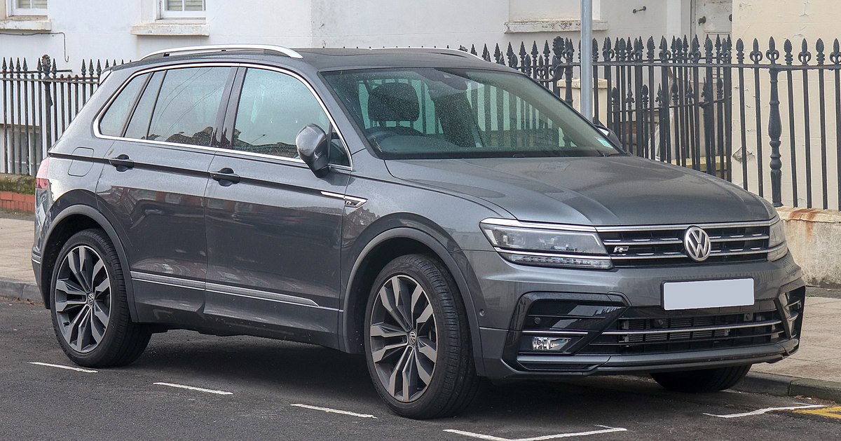 New Volkswagen Tiguan Teased Ahead of Global Debut; to Get 15-inch