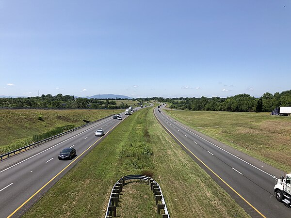 I-81 southbound in Frederick County, near Stephens City