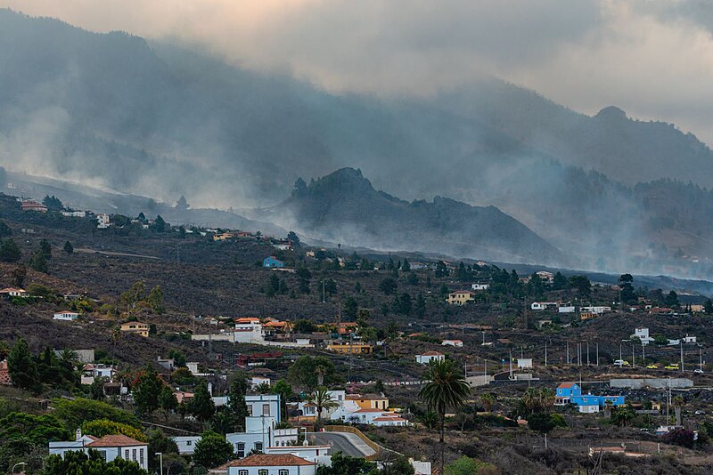 File:2021 La Palma eruption 11.jpg