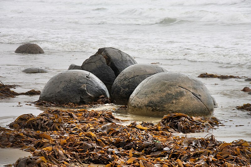 File:30 Moeraki Boulders, New Zealand - free stock photo.jpg