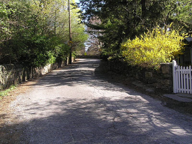 File:5200 block of Palisade Avenue year 2006.jpg