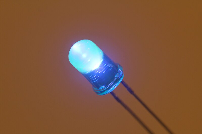 File:5 mm Tinted Blue LED (on).jpg