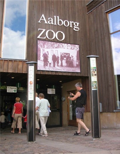 How to get to Aalborg Zoo with public transit - About the place