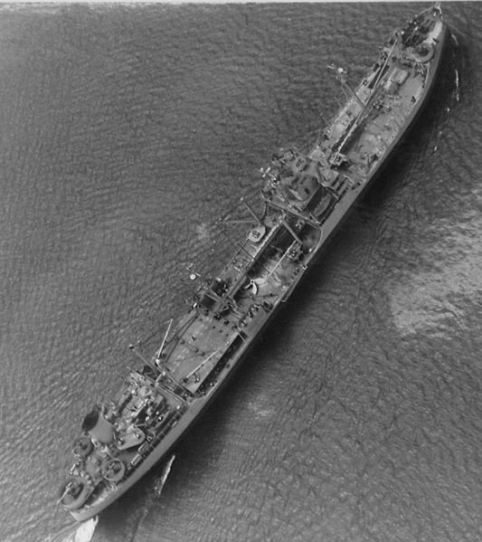 File:Aerial view of USS Enoree (AO-69) near Norfolk, Virginia (USA), on 17 May 1943.jpg