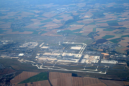 Lapangan_Terbang_Charles_de_Gaulle_Paris