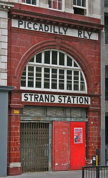 Aldwych tube station