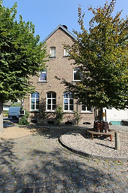 Alte Schule Uckendorf, Kirchweg 8 (Niederkassel)