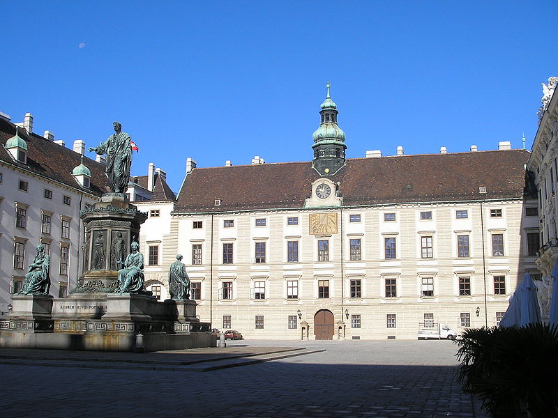 File:Amalienburg Vienna Oct. 2006 002.jpg