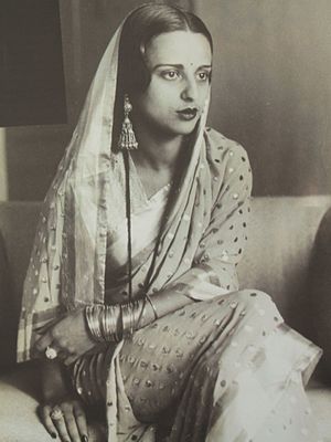 Amrita Sher-Gil in sari.jpg