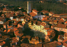 Piazza dell' Anfiteatro things to do in Lucca