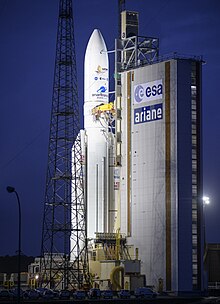 Ariane 5 and JWST at the ELA-3 launch pad Ariane 5 with James Webb Space Telescope Prelaunch (NHQ202112230012).jpg