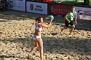 Deutsch: Beachhandball Europameisterschaften 2019 (Beach handball Euro); Tag 4: 5. Juli 2019 – Frauen, Viertelfinale, Niederlande-Griechenland 2:1 (25:12, 18:24, 7:6) English: Beach handball Euro; Day 4: 5 July 2019 – Quarter Final Women – Netherlands-Greece 2:1 (25:12, 18:24, 7:6)