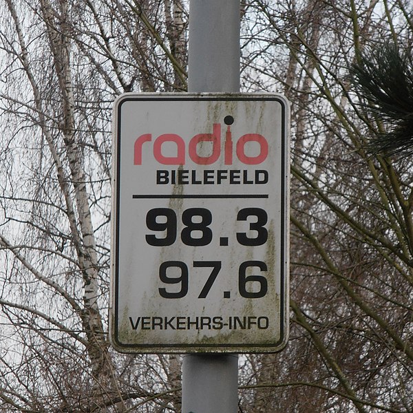 File:Bielefeld-20FARTVE.jpg