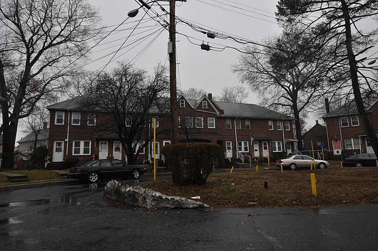 Gateway Village Historic District