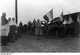 Discours du général Degoutte à Gelsenkirchen-Buer devant les cercueils d'officiers français, en mars 1923.