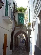 Via del Forno - Particolare del centro storico di Fasano