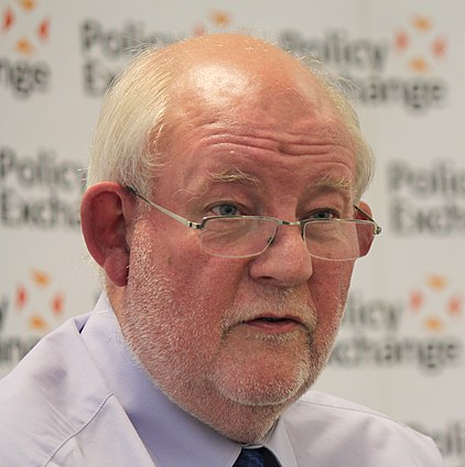 Charles Clarke reformed the programme to establish a new specialist system in England. He wanted every secondary school in England to specialise and was education secretary when the majority had done so in January 2004