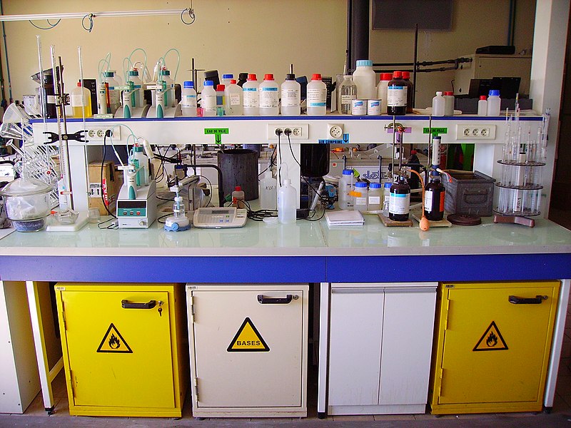 File:Chemistry Laboratory - Bench.jpg
