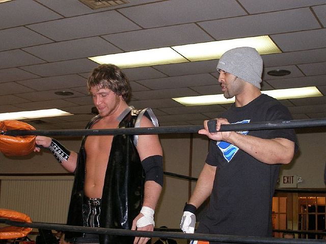 Sabin (left) and Sonjay Dutt (right) at a Chikara event in 2007