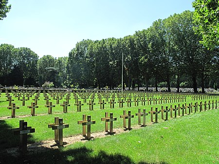 Cimetière d'Ivry (tombes) 3