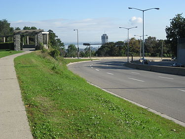 Upper James Street / Claremont Access,
original site of West-end Incline Railway Claremont Accces.JPG