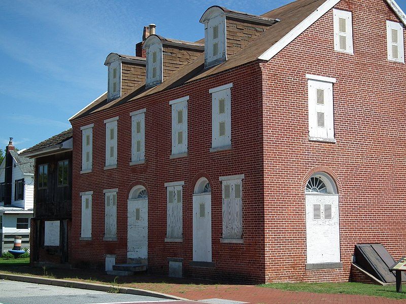 File:CleaverHouse.JPG