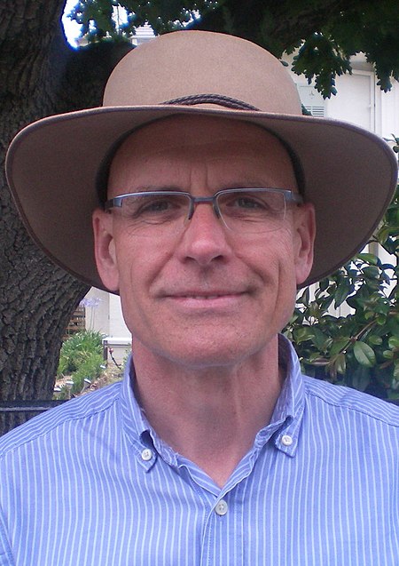 Clive Hamilton, 2009 (cropped).jpg