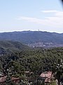 Vista des del carrer del Nord de la urbanització Puigmontmany, a Cervelló.