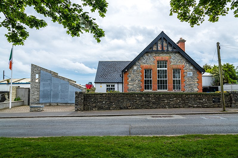 File:County Dublin - Lusk Community Hall - 20190518165304.jpg