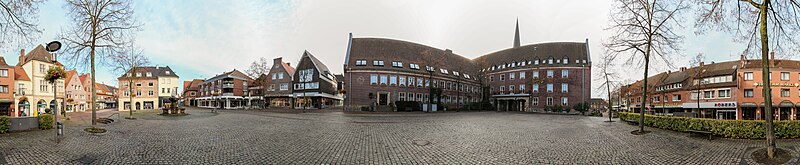 File:Dülmen, Marktplatz -- 2012.jpg