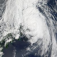 関東へ上陸する台風第15号