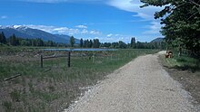 Sentier découverte nature (côté est vers rivière)