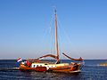 Tjalk de acht gezusters op het Tjeukemeer