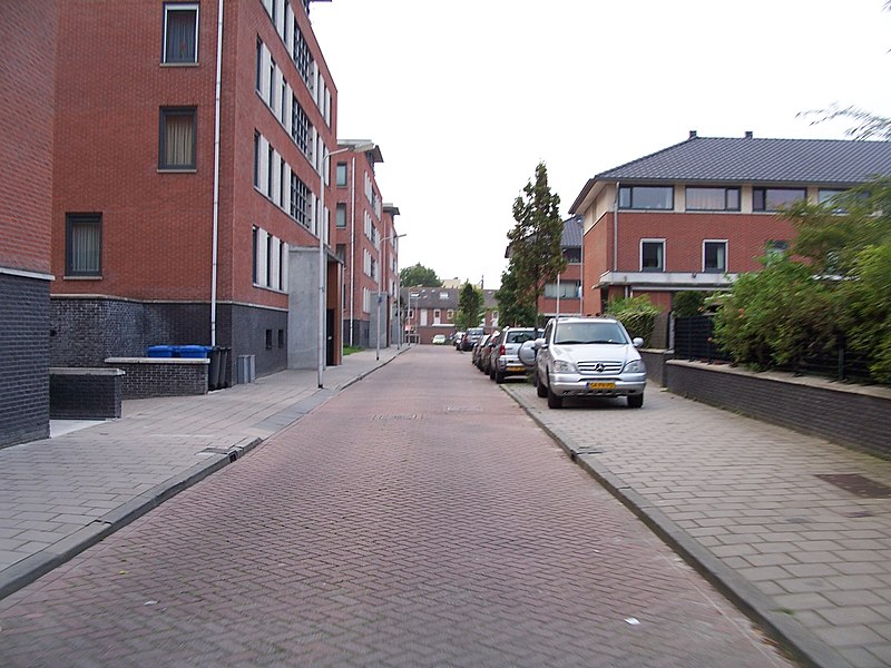 File:Delft - panoramio - StevenL (87).jpg