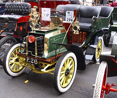 Tập_tin:Dennis_1902_at_Regent_Street_Motor_Show_2011.jpg