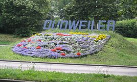 Entrance to the center of the village on Beethovenstraße by the community center