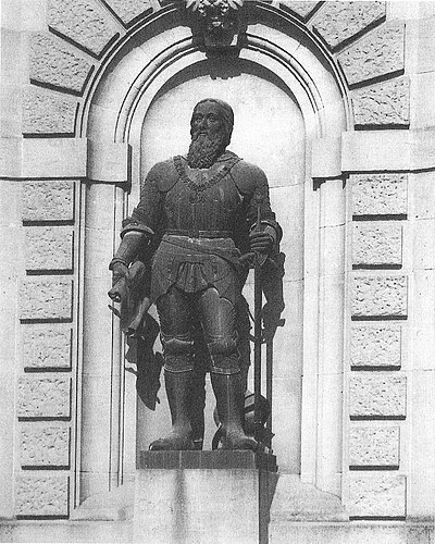 Eberhard-Denkmal auf der neuen Eberhardsbrücke 1903 (Gebr. Metz TSiW076B).jpg