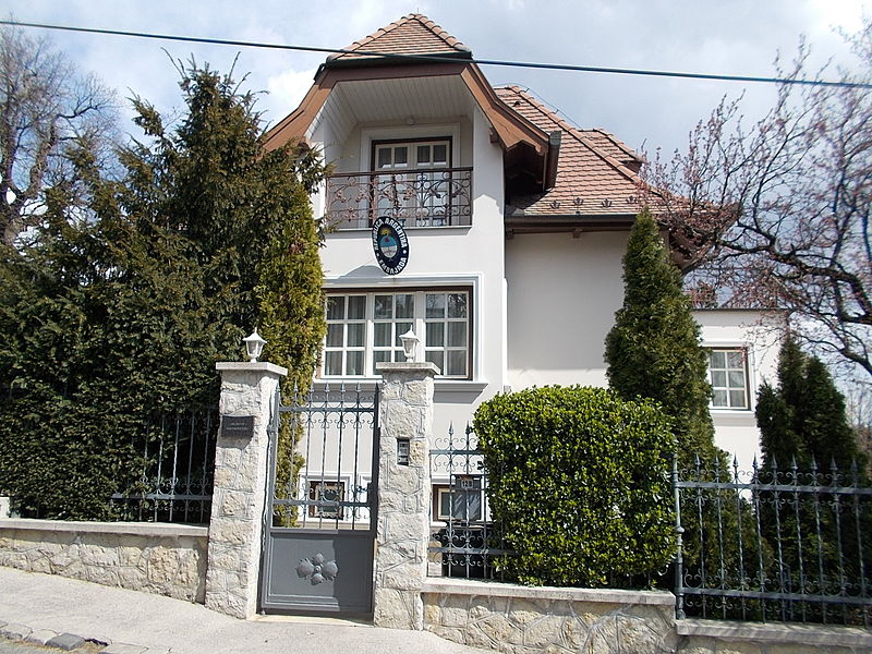 File:Embassy residence of Argentina. - Budapest 12th district, Széchenyi Memorial Way.JPG