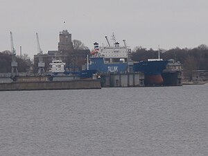 Emsdollart and Regal Star in docks Tallinn Shipyard Tallinn 25 March 2016.JPG