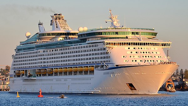 Image: Explorer of the Seas, Fremantle, 2015 (01) (cropped)