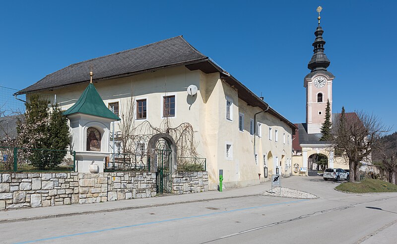 File:Feldkirchen Kirchgasse 37 Bildstock Pfarrhof und Maria Dorn 28032015 1199.jpg