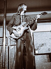 El guitarrista Danny Kirwan en vivo en 1970 en Hannover