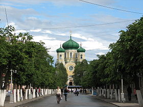Gatchina'daki Aziz Paul Katedrali bölümünün açıklayıcı görüntüsü