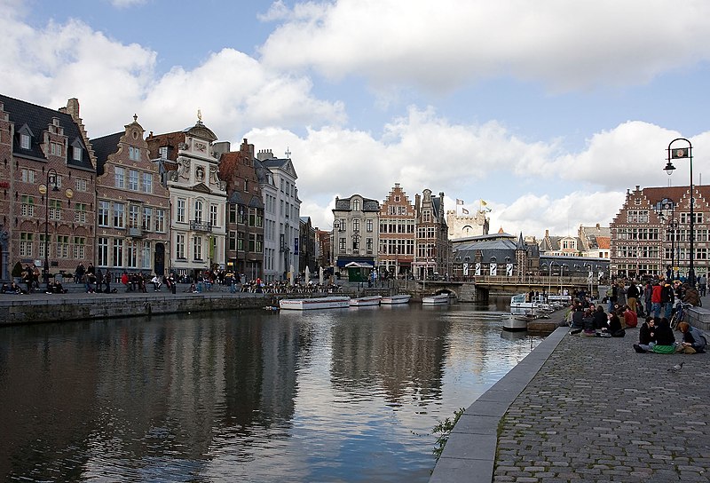 File:Graslei and Korenlei - Ghent, Belgium - panoramio.jpg