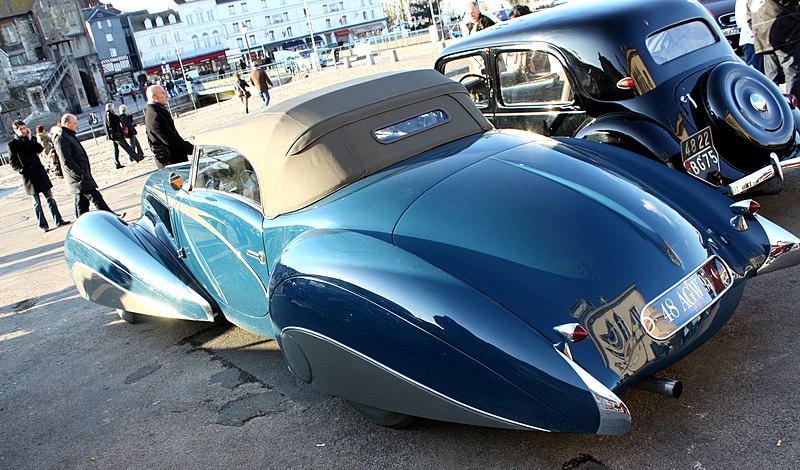 File:Honfleur - March 2009 - Old French Concept Car.jpg