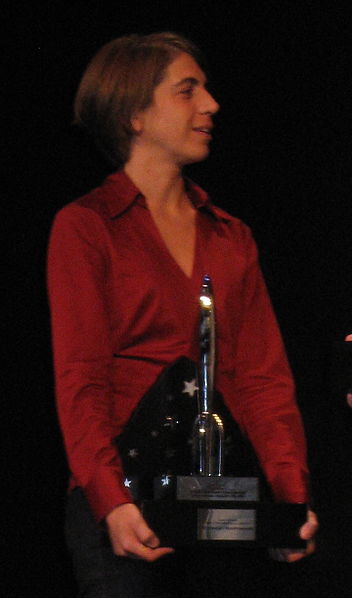 File:Irene Gallo with 2008 Hugo trophy.jpg